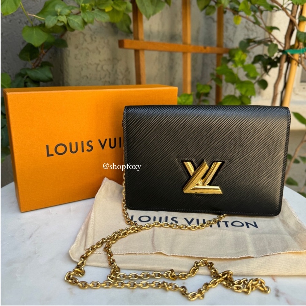 Louis Vuitton Twist Belt Chain Wallet Crossbody Bag